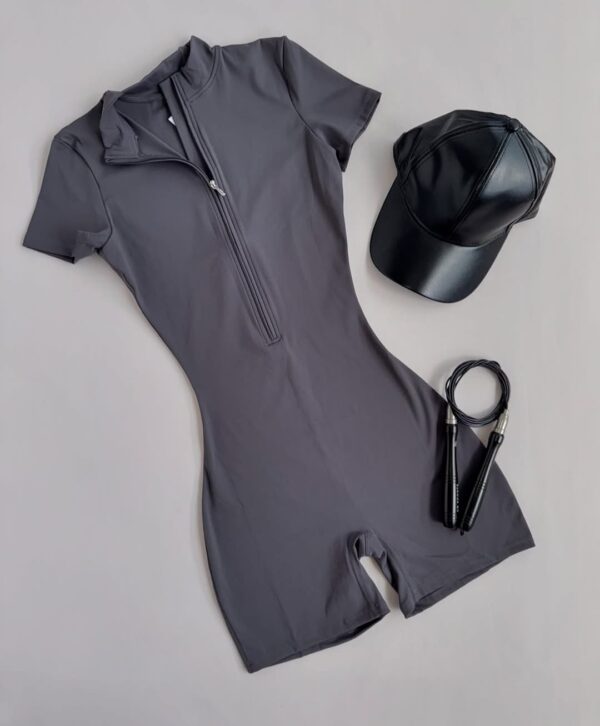 Comfort gray short